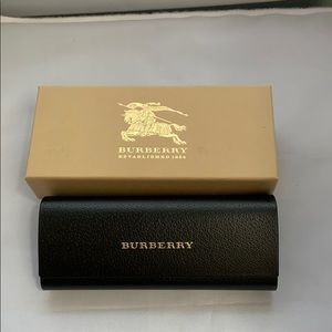 Brand new Burberry glasses case